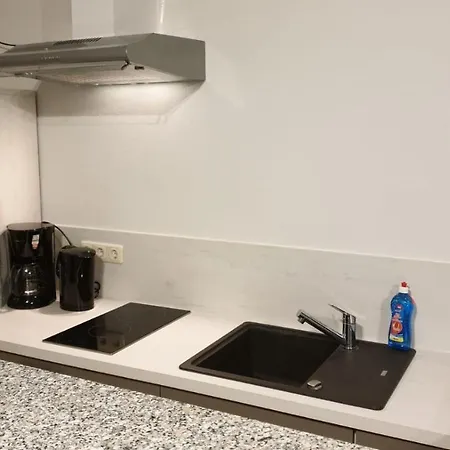 Monteurwohnung Kirschallee * Zerbst